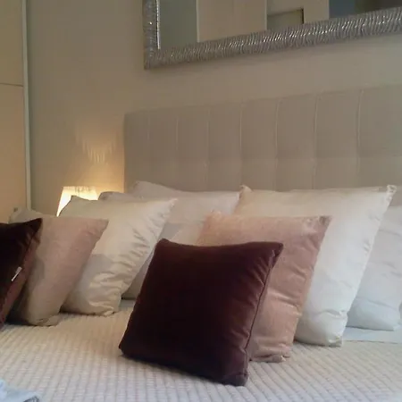 Casina Tiberina Rome