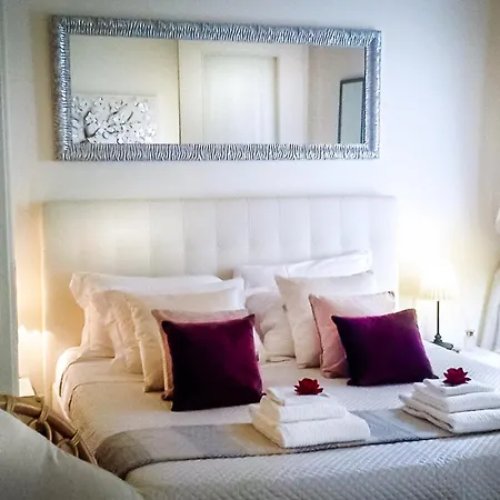 Casina Tiberina * Rome