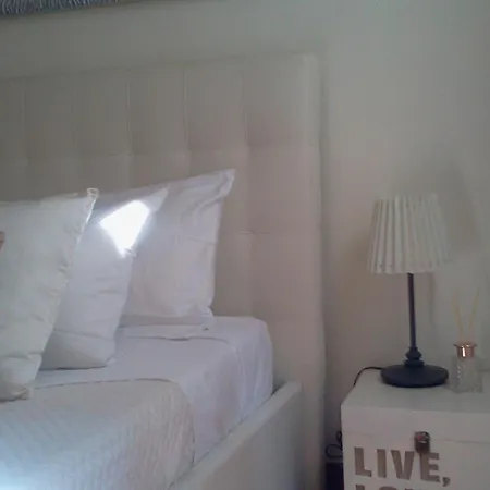 Casina Tiberina Rome