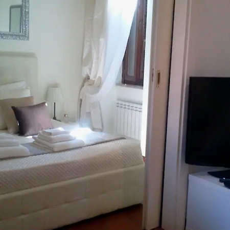 Apartment Casina Tiberina Rome